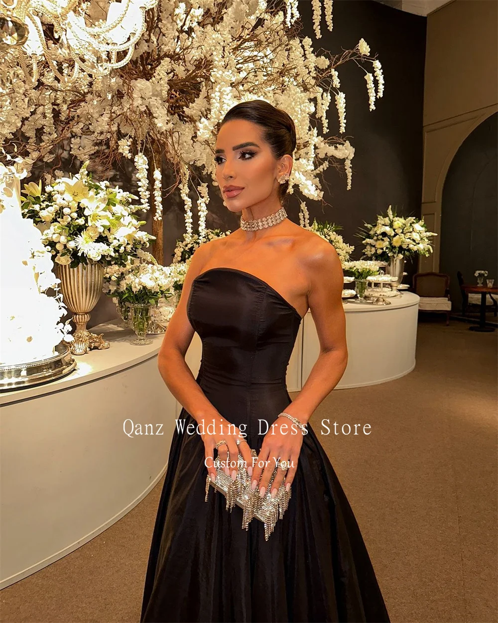 Qanz Modern Black Satin Formal Evening Dresses Strapless Floor Length Long Evening Dresses Luxury Dresses Women Customized