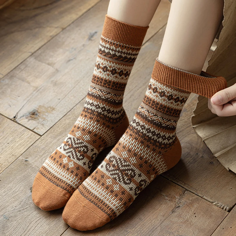 5/10 Pairs Herbst/Winter Retro Muster Frauen Rundhals Socken Warme Bequeme Ethnische Stil Outdoor Modische Casual Socken – Detail 7