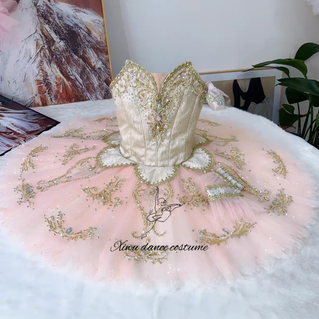 Costume de danse tutu de ballet rose et blanc avec broderie dorée