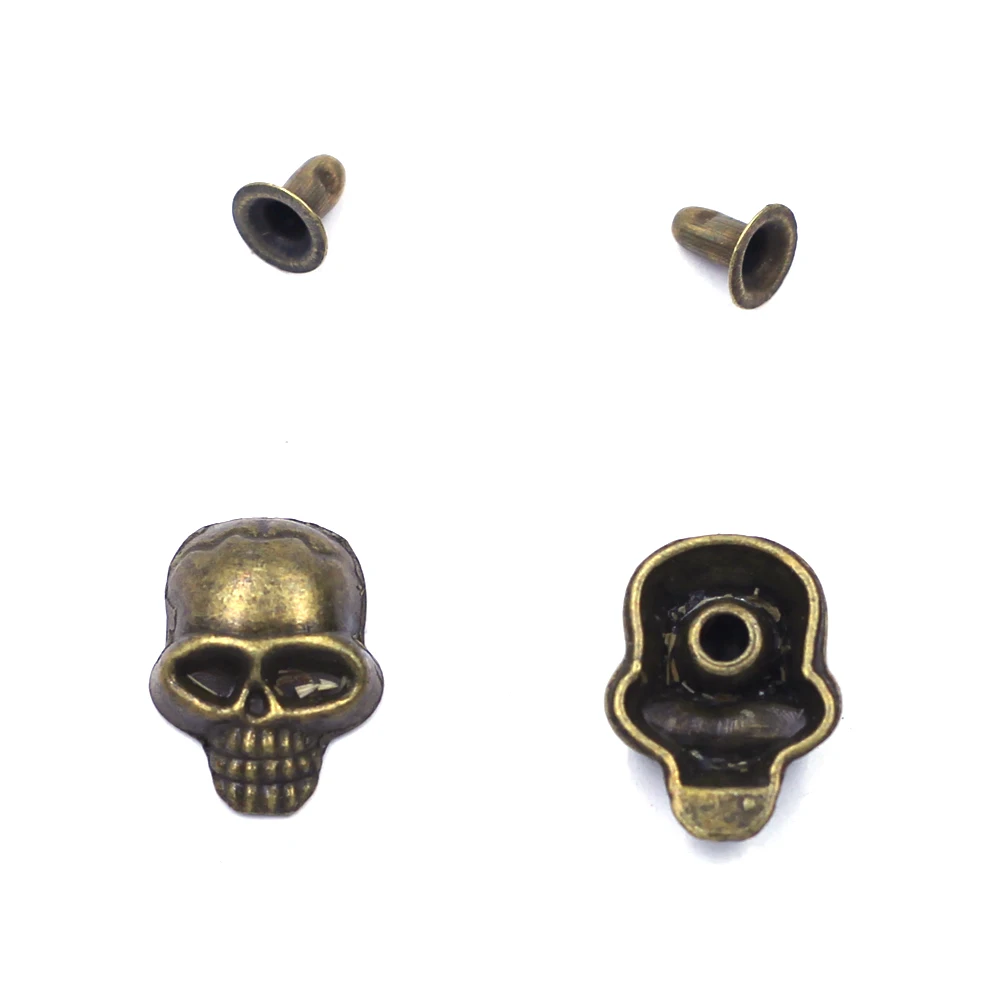 

30 комплектов бронзового тона, шипы в стиле панк, череп, заклепки для одежды, шпильки, пятна, швейные сумки, обувь 16x12 мм (5/8 "x 4/8")