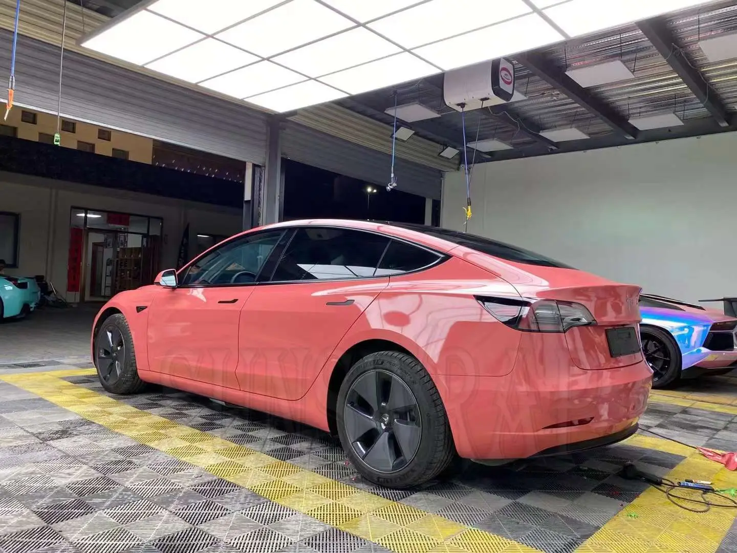 

Resset красная глянцевая обертка для автомобиля, наклейки на кузов автомобиля, 5x59 футов/рулон