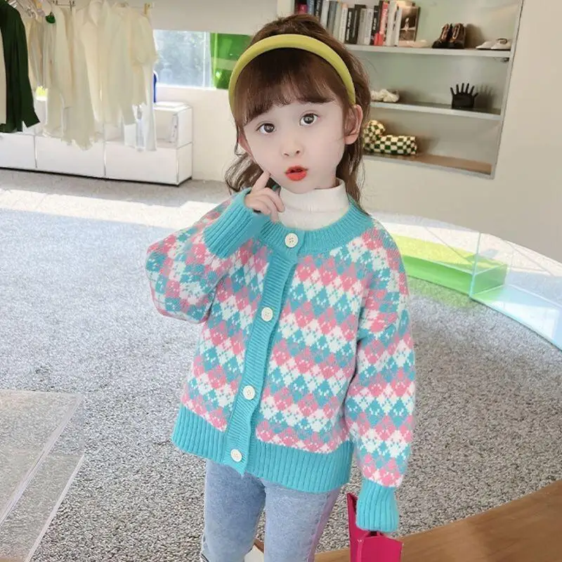 2024 New Girls Fleece Lined Knitted Cardigan Coat for Baby Children Spring Autumn Season Fashionable Warm Cute Top Clothing