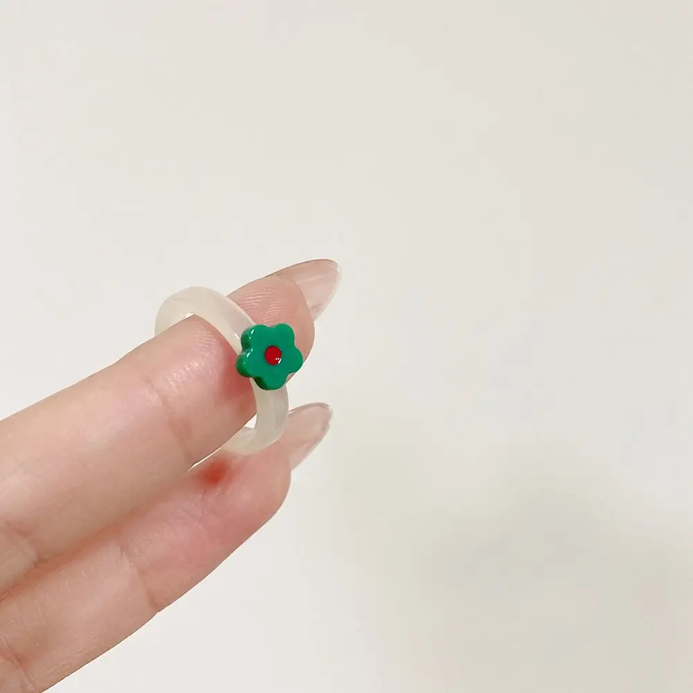 

Elegant Transparent Women Flower Korean Acrylic Rings Finger Rings Fashion Jewelry Resin