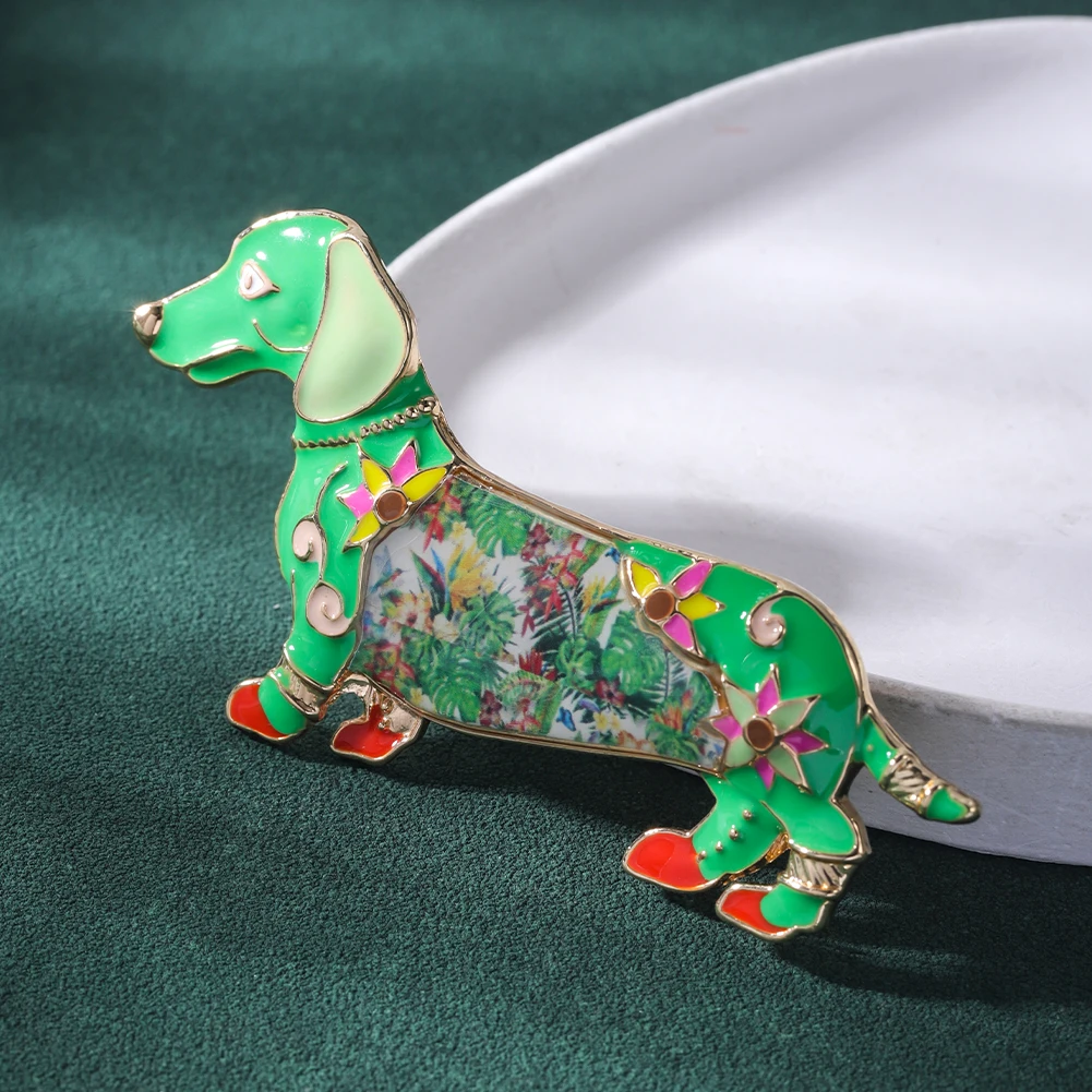 Cring Coco Dachshund Brooch Pin Jewelry Pink Enamel Cartoon Animal Dog Brooches for Women Bag Party Cloth Mother\'s Day Gift