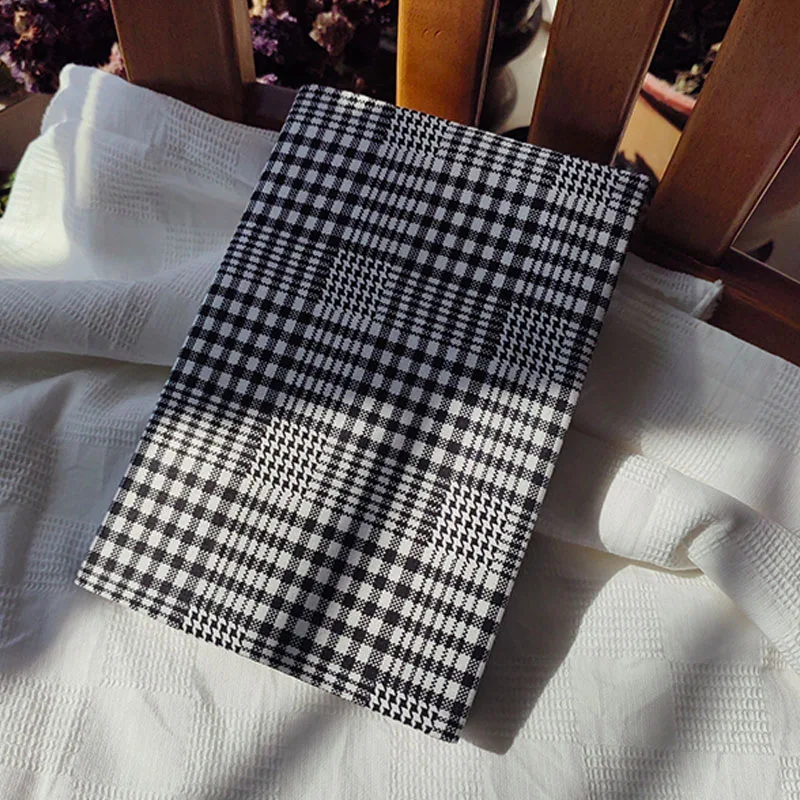 Classic Checkered Pattern，A5 Or Customizable Size Adjustable Book Cover