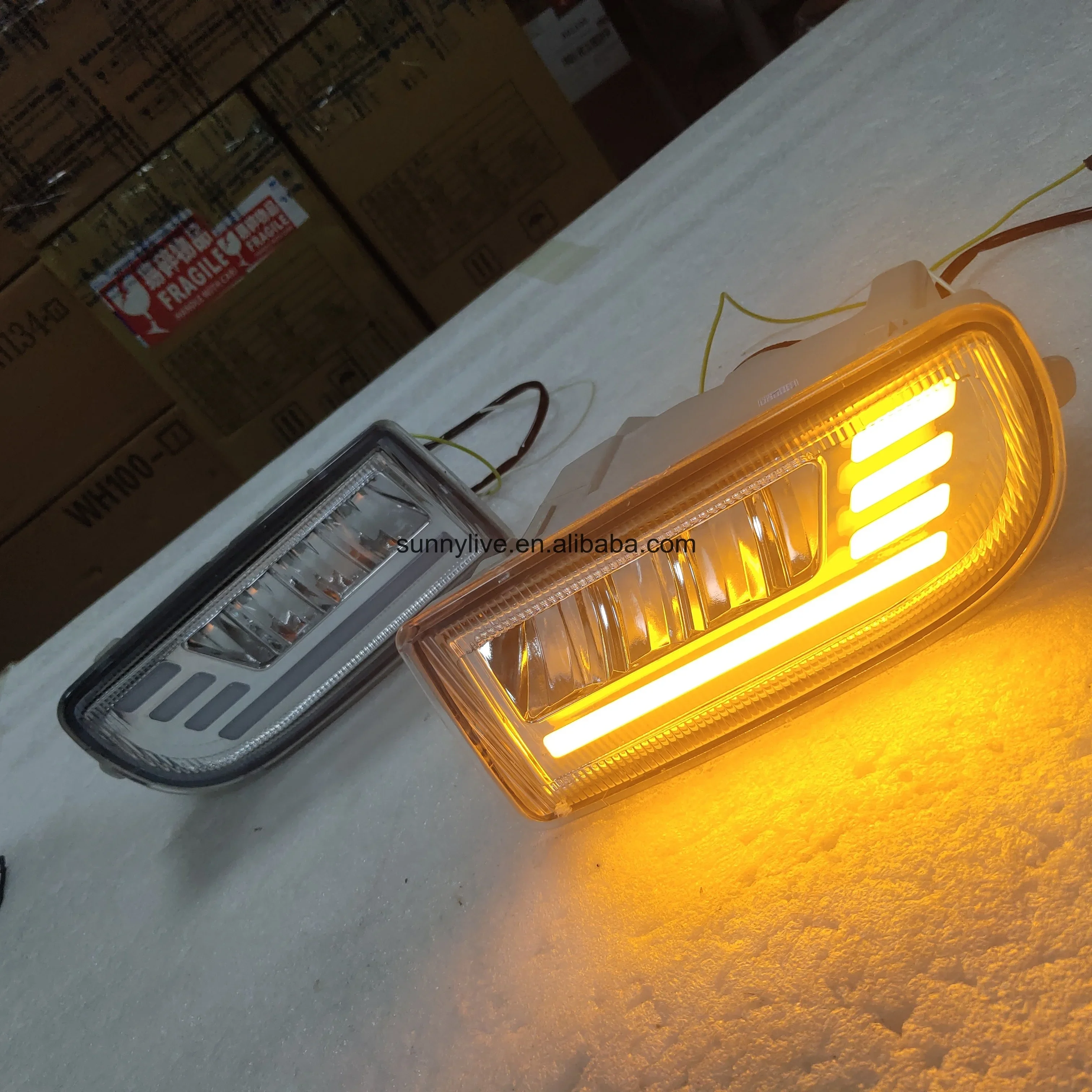 AIROW For Land Cruiser Led Front Bumper Light FJ100 FOG LAMP TY603-B90E2 1998-2005 Year