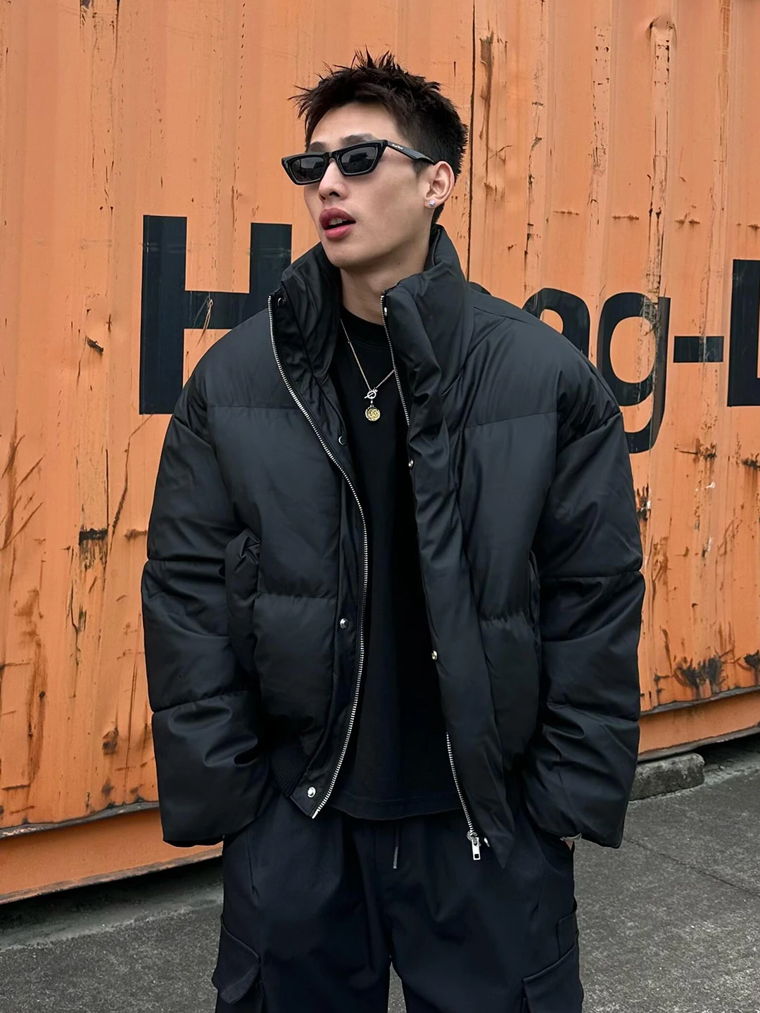 

Мужская зимняя куртка из искусственной кожи или утепленного хлопка, водонепроницаемая, теплая, с воротником-стойкой, в американском стиле...