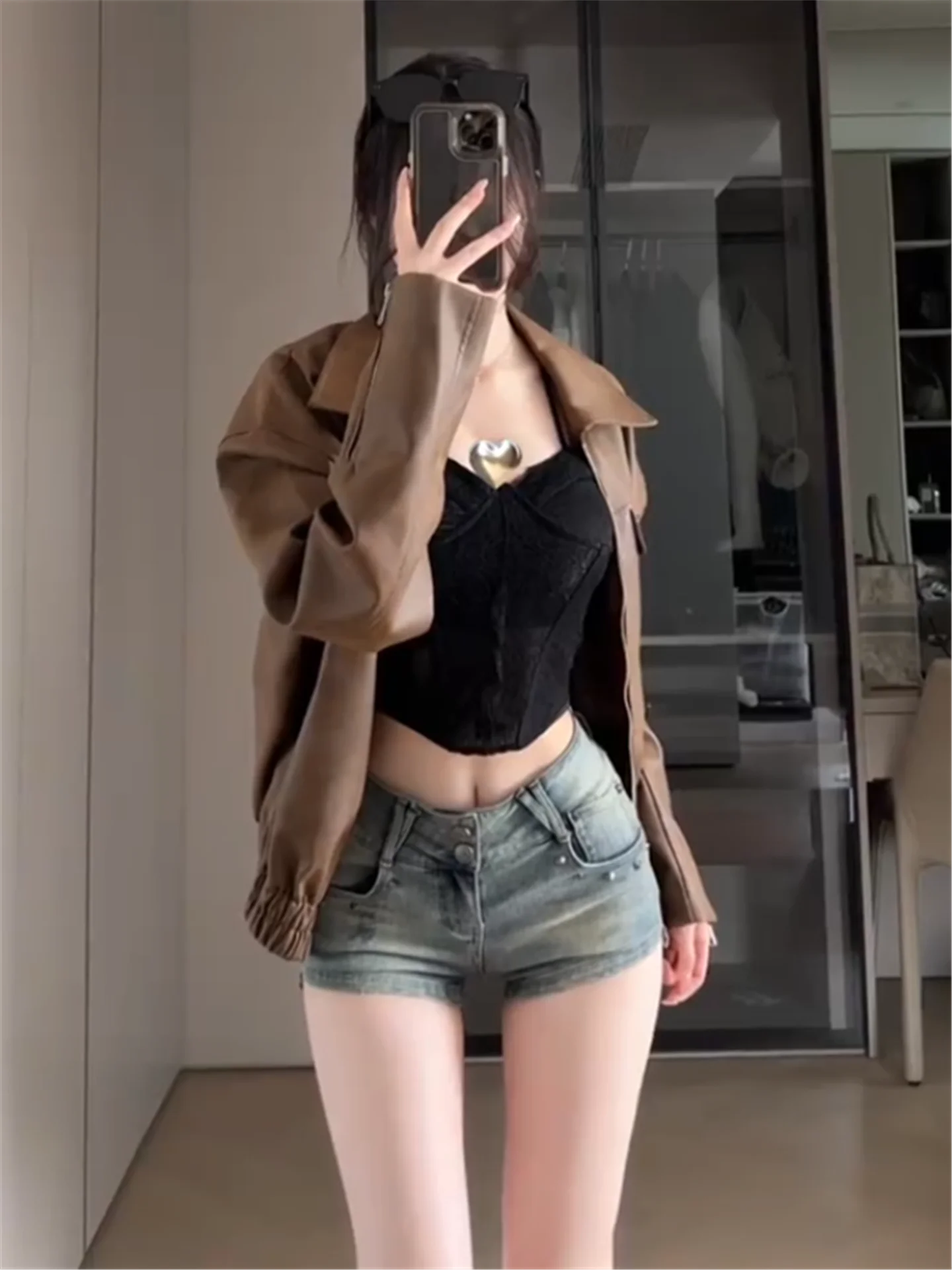 

Retro American Low Waist Denim Shorts Women's Summer Slimming Rivet Design A-Line Hot Pants Sexy Girl Style Cotton Casual Jeans