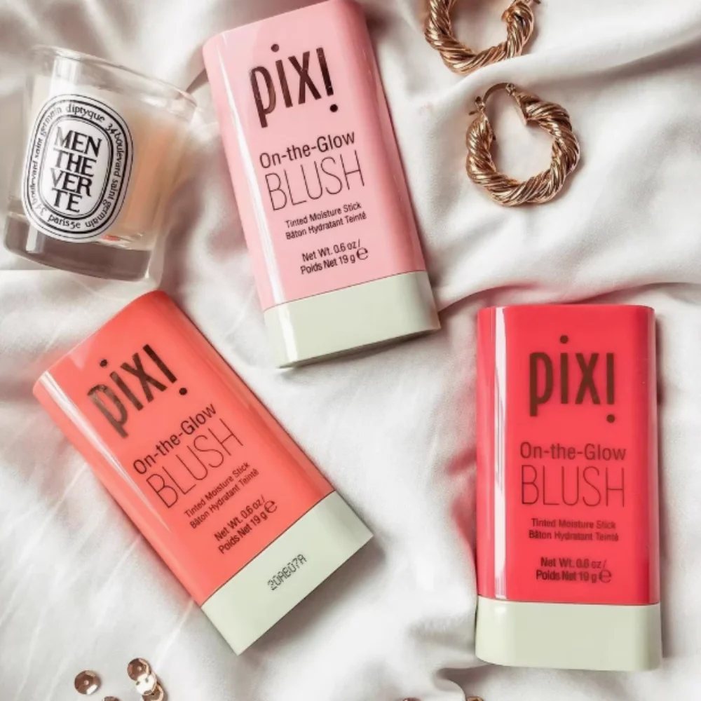 PIXI Gemakkelijk getinte cosmetische Rouge Brusher Multifunctionele Blush Stick Hoge kleur make-up Waterdichte lip Wang Blush Balsem Make-up