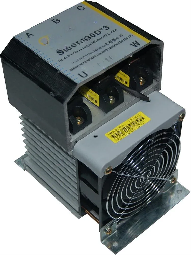 

Трехфазный твердотельный аппарат SAM40100D * 3 Трехфазный твердотельный релейный аппарат 100 А