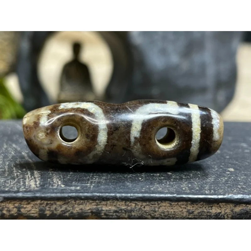 

Tibetan Nepalese Himalayan Ancient agate Old Dzi Talisman 6 eye Beads Amulet