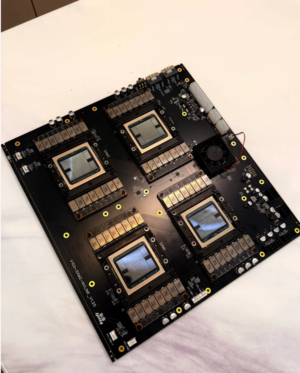 4-Way SXM2 GPU Carrier PCB Board Integrated NVLink Interconnect Interface
