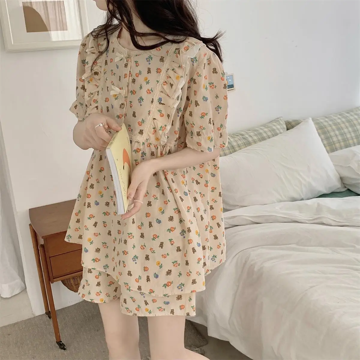 Cartoon Bear Floral Print Summer Pajamas Set Women O-Neck Short Sleeve Cotton Shirts + Shorts Sleepwear Sweet Korean Home Suit