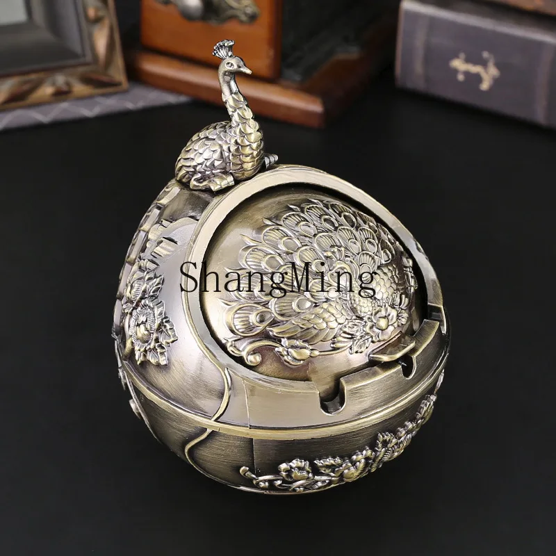 

DSA Metal Ashtray Creative Personality Home Retro Windproof with Lid Peacock Anti-Fall Anti-Flying Ash Smoke Tray