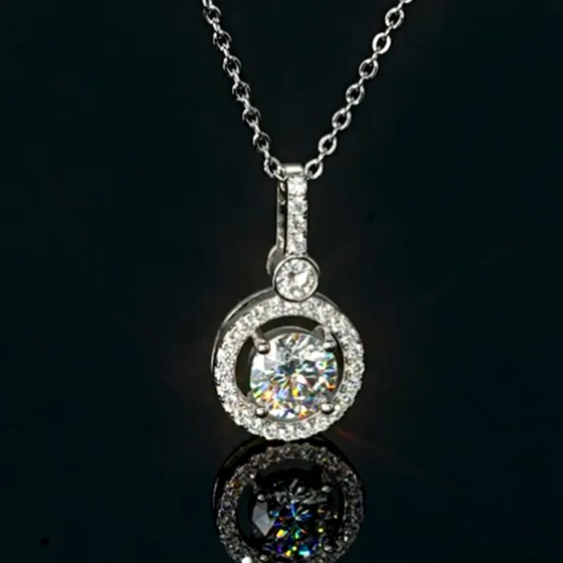 

Модное высококачественное ожерелье BR 6.5 мм с круглым кулоном-замком и муассанитом D VVS1 класса