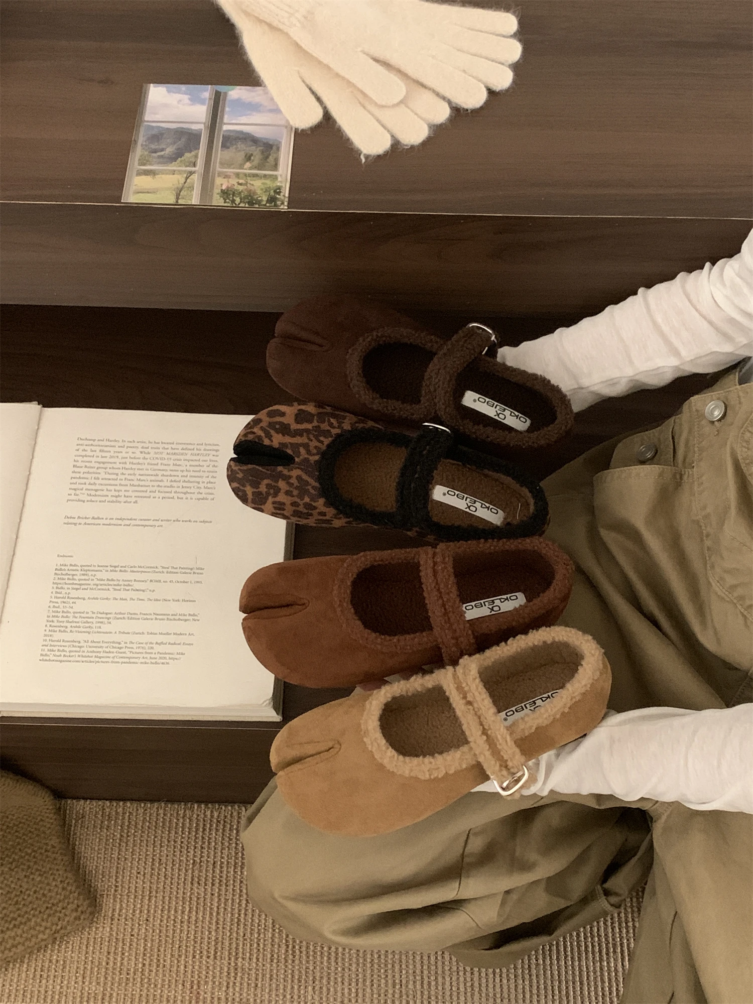 2025 امرأة من جلد الغزال شقة سبليت تو تابي أحذية الصلبة الألوان الإناث الجلد المدبوغ أحذية الباليه فستان مريح ريترو ماري جينس #4