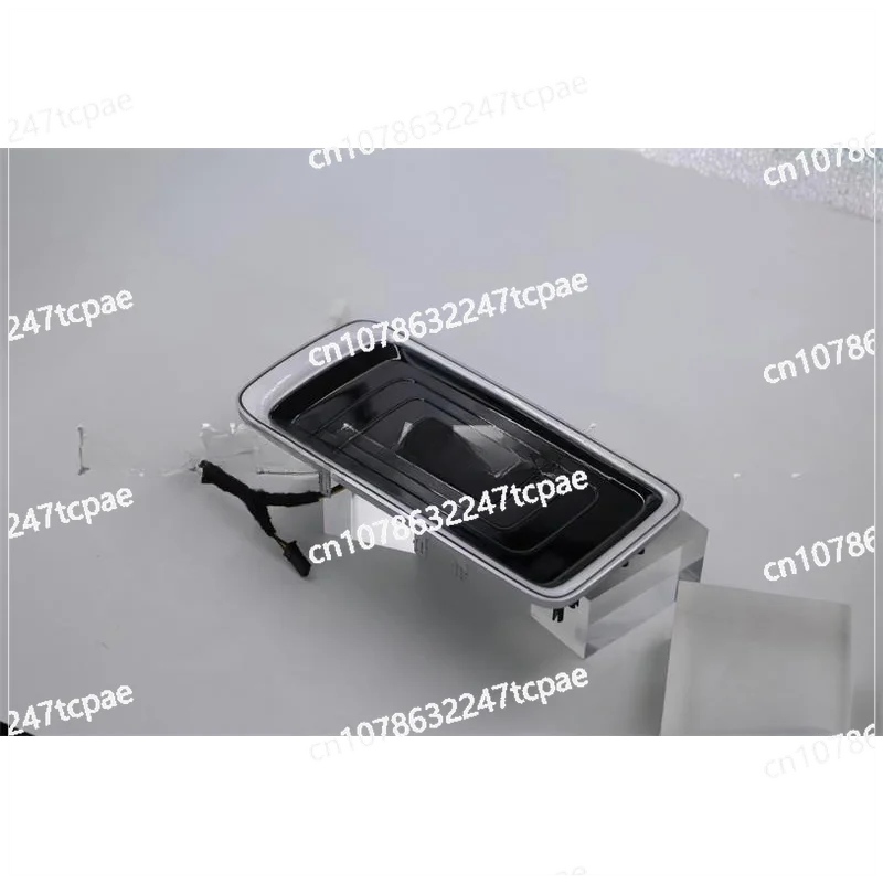 Applicable to V260L second row original aviation seat mobile phone bracket wireless chargerlosslessinstallationfastchargingpanel