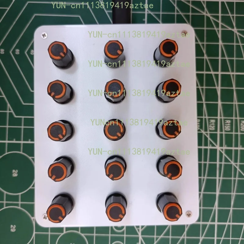 15 Knob Knobs, Custom CC Information Volume, USB-C Interface, Music Host Software, MIDI Controller