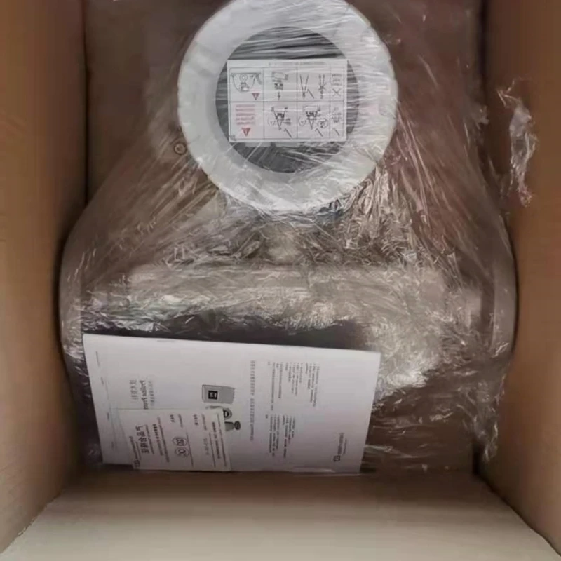 Совершенно новый оригинальный массовый расходомер 65I-30AB1AD1AAAABQ 65I-30AB1AD1AAABBA E + H расходомер