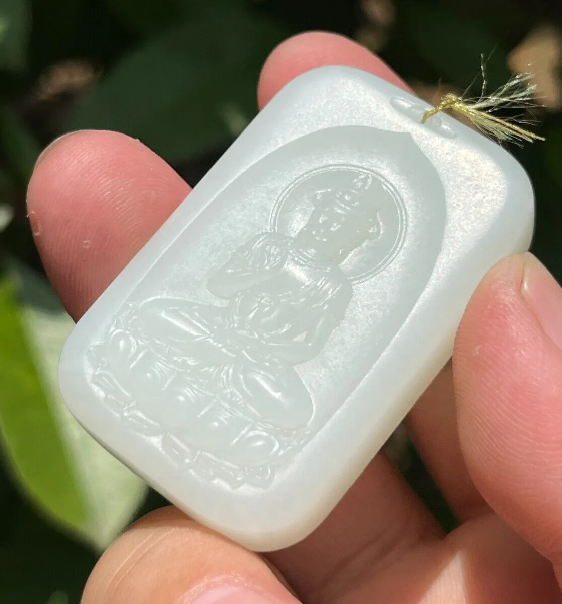 CERTIFIED 46g CHINESE 100% NATURAL BEST WHITE JADE CARVED KWAN-YIN PENDANT