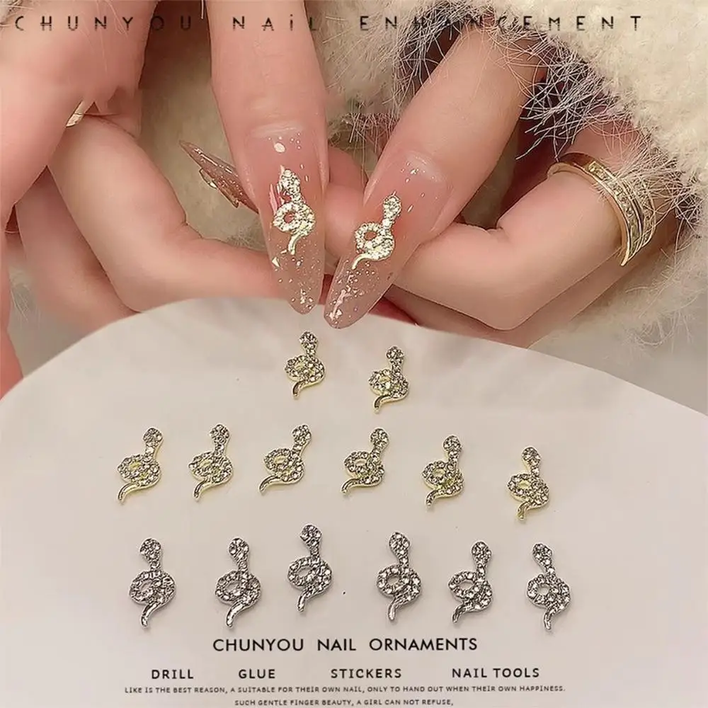 3D 반짝이는 네일 참 장식 합금 뱀 모양 네일 아트 라인스톤 참 행운의 네일 아트 장식품