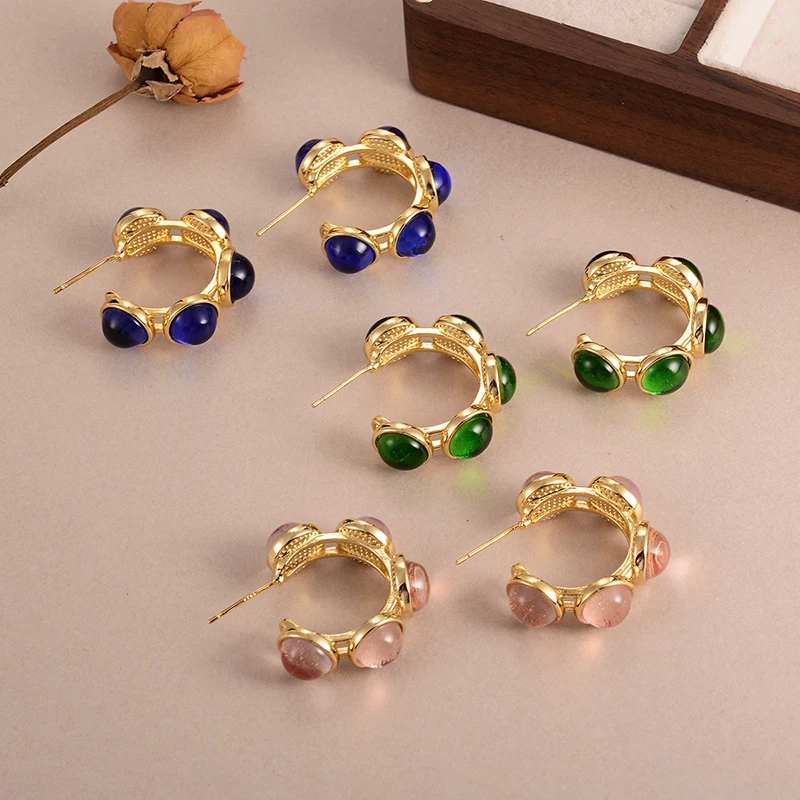 

Vintage Gold Plated C-Hoop Earrings with Blue Sparkling Crystal , Elegant Ear Stud for Women, Fashion Jewelry Gift Idea