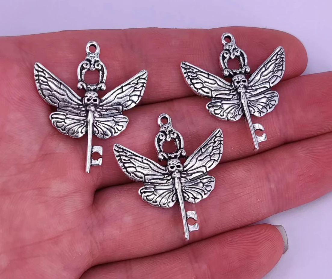 5pcs new KEY Animal moth skull head moth pendant butterfly for women man Accessories