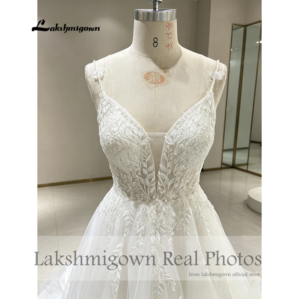Lakshmigown Hochzeitskleid mit tiefem V-Ausschnitt, perlenbesetzten Spaghettiträgern, bestickter Spitze, Brautkleider, echte Fotos, individuell anpassbar. – Detail 8