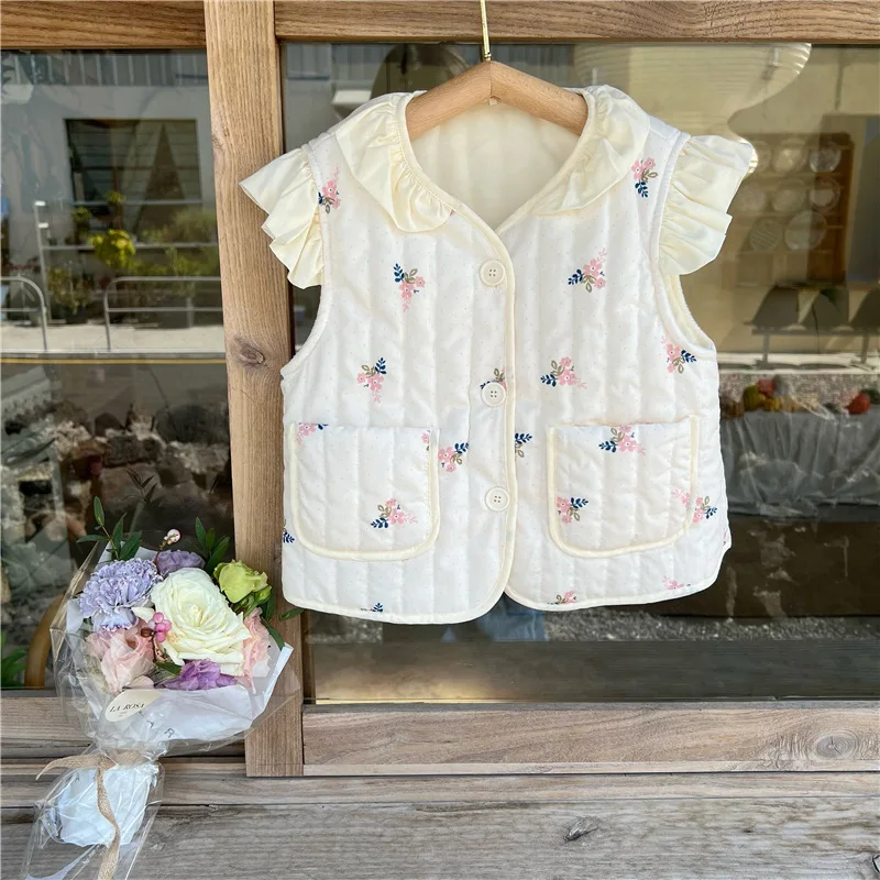 Korean Children's Clothing Girls Padded Vest Floral Embroidery Flying Sleeves Velvet Vest Warm Outer Vest