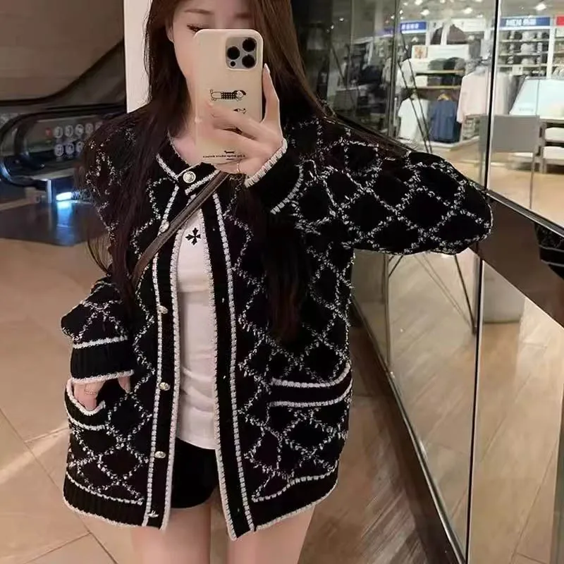 เสื้อสเวตเตอร์ผู้หญิงทรงเพชร ดีไซน์เก๋ สไตล์ลำลอง สีดำ อ่อนโยน หลวม ใส่สบาย แขนยาว รุ่น 12