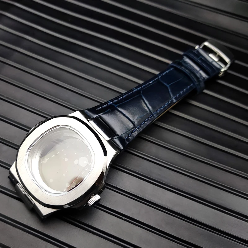 Silbernes Nautilus-Uhrengehäuse, Saphirglas, passend für NH35 NH36 Uhrwerk. Installieren Sie das Dermis-Uhrenarmband. Transparente Rückseite. Tauchgehäuse