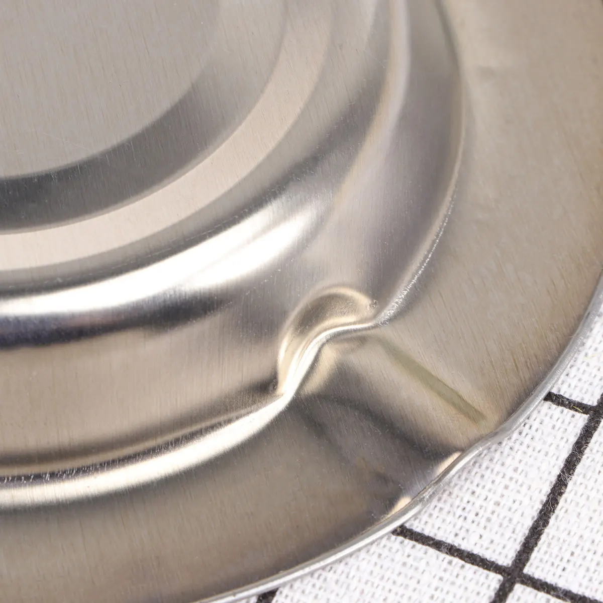 

Cigar Ashtray Accesory Smoke Accessories for Balcony Portable Pocket Closed Articles Smoking Rotating