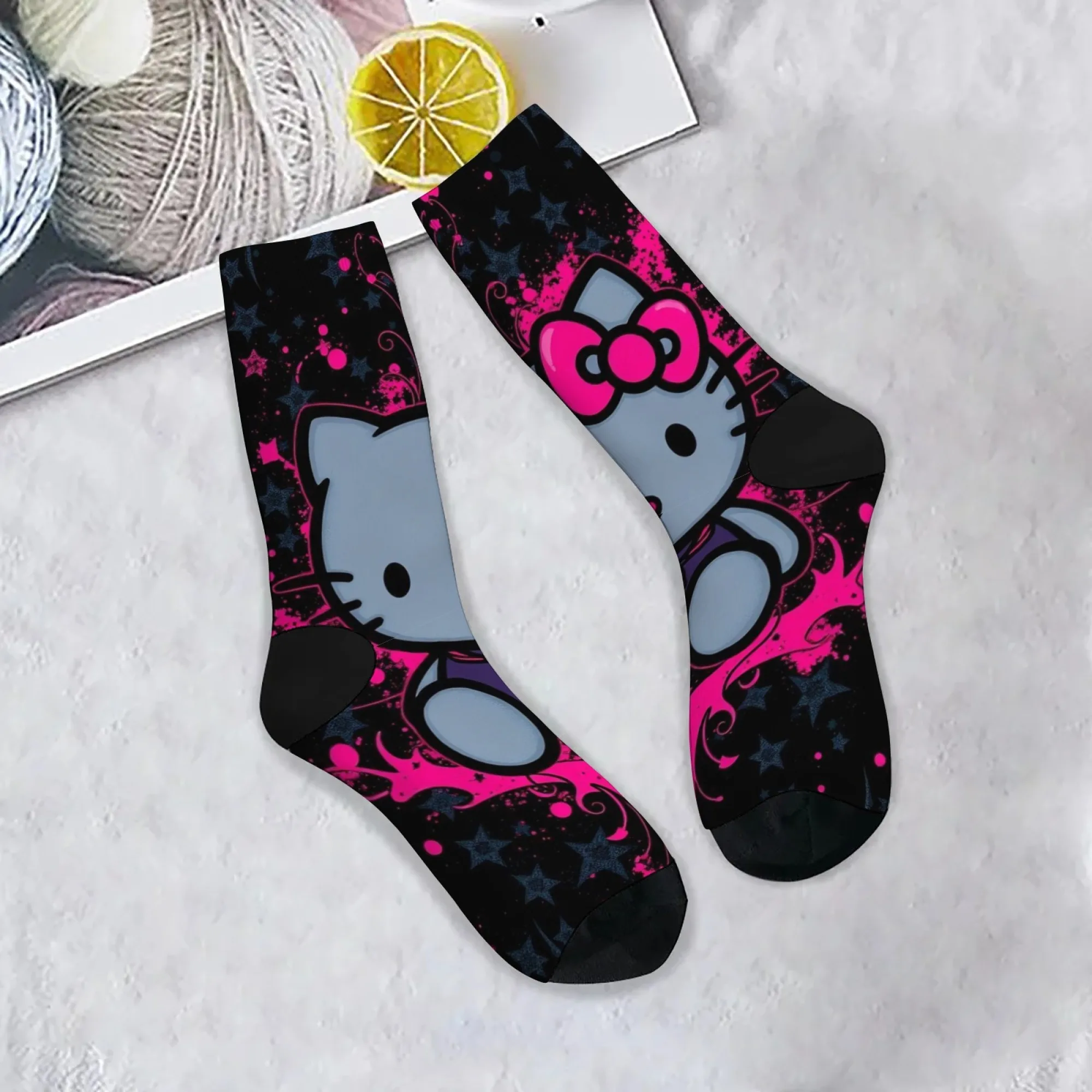

Hello Kitty Theme Casual Socks Comfortable Breathable Non-slip Women's Socks Novelty Harajuku Street Hip-Hop Crew Socks Gift