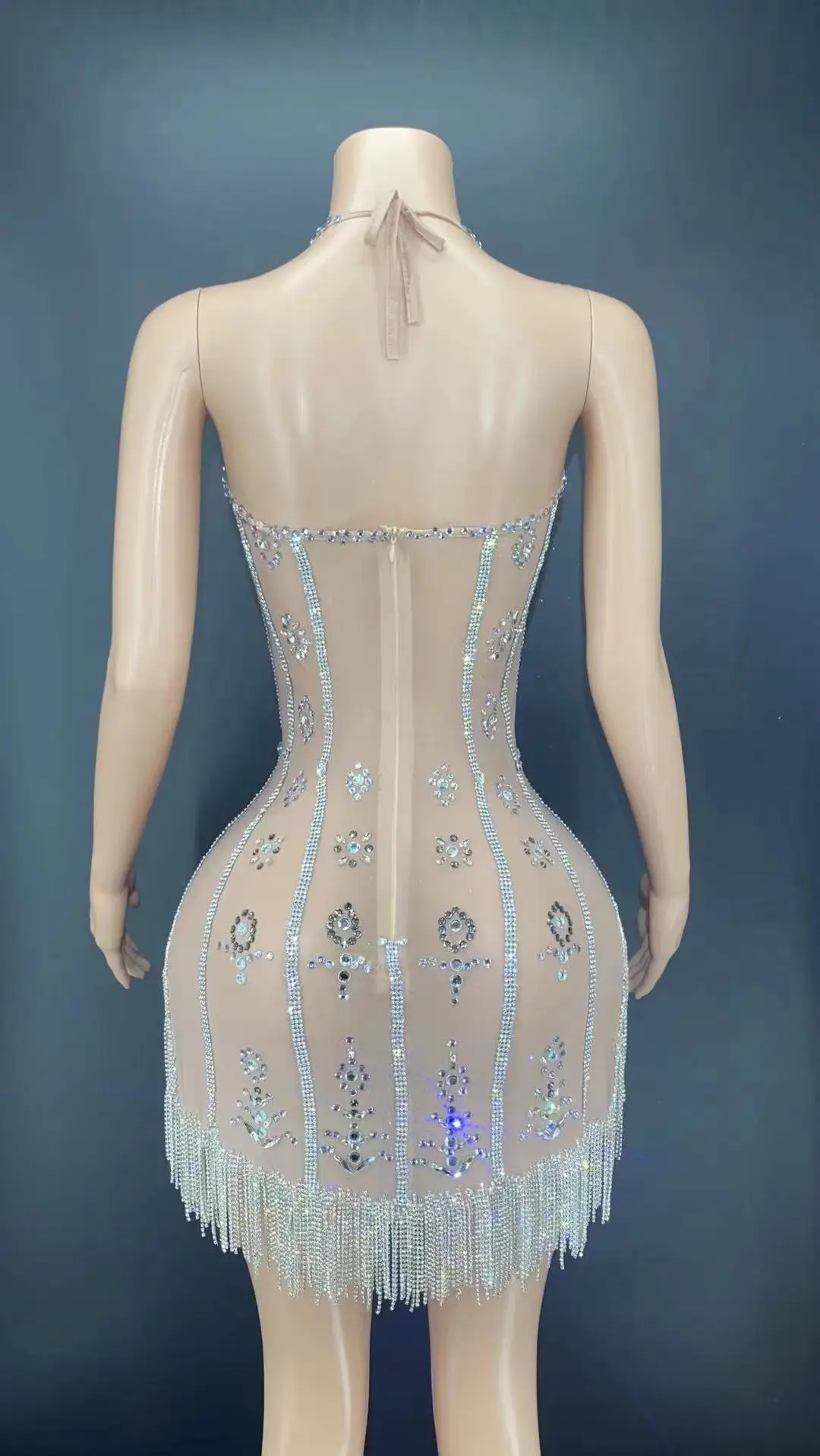 Robe de scène scintillante à franges et strass argentés, tenue de fête, de fête d'anniversaire, de soirée, de licou, de maille Sexy, transparente, courte, avec cristaux