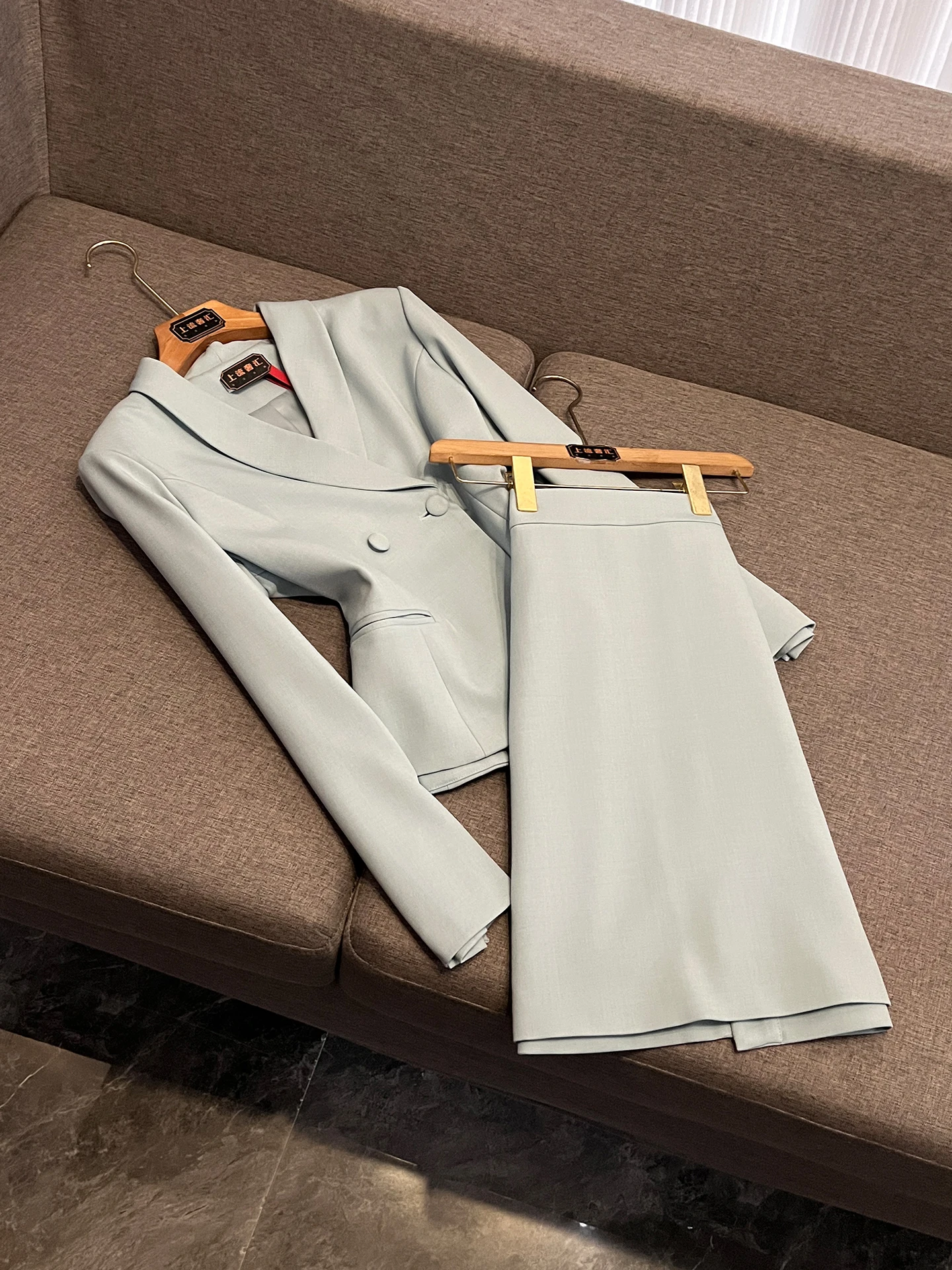 

Светло-голубой деловой костюм-двойка в корейском стиле для женщин, для работы, весна-осень, дышащий полиэстер