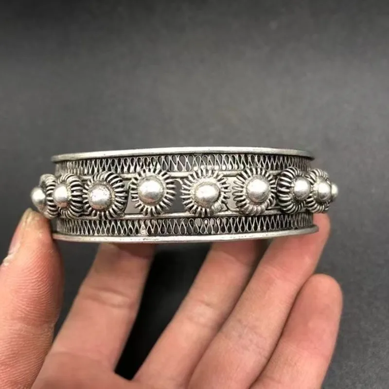 Retro Guizhou Miao Ethnic White Copper Bangle Handcrafted Filigree Sunflower Vintage Folk Wrist Accessory