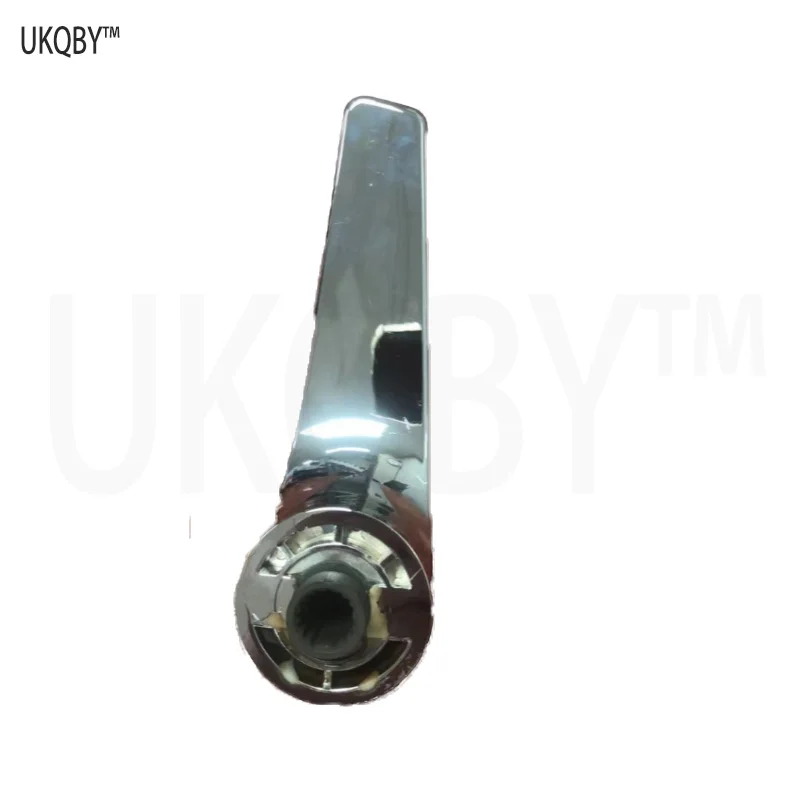 Suitable for Bu ic k GL 8 La nd Cr ui se r right middle door handle electroplating rear door inner handle door handle door buckl