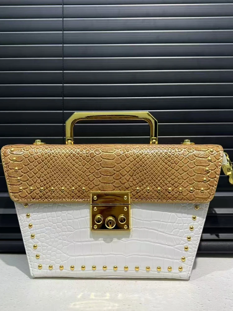 여성 패션 맞춤형 악어 패턴 핸드백 3차원 접합 기질 싱글 숄더 오블리크 스팬 백