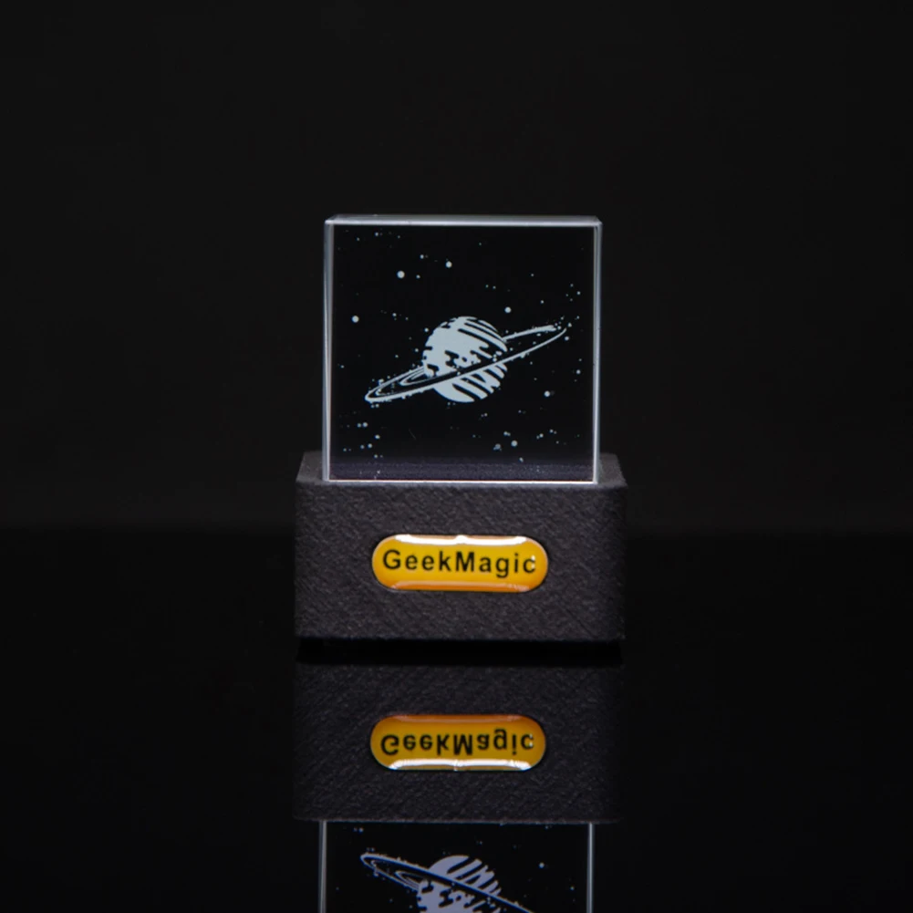 Station météo intelligente WIFI holographique avec horloge et affichage photo en cube de cristal, animations GIF et album pour la décoration de bureau