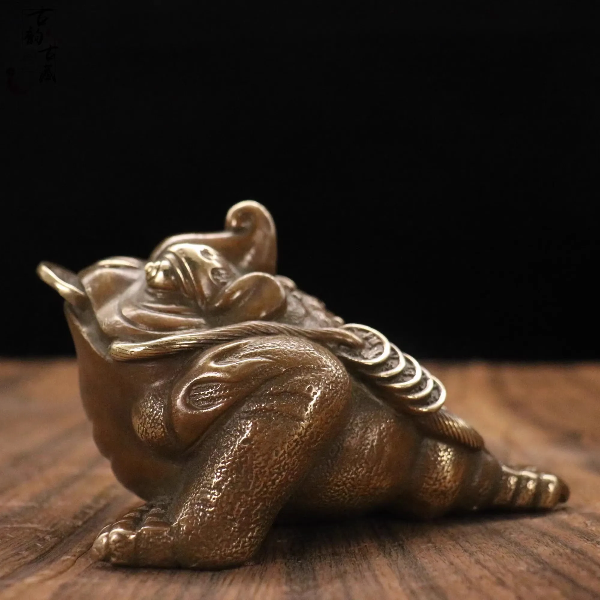Old Qing Dyansty copper spittor statue,Handmade