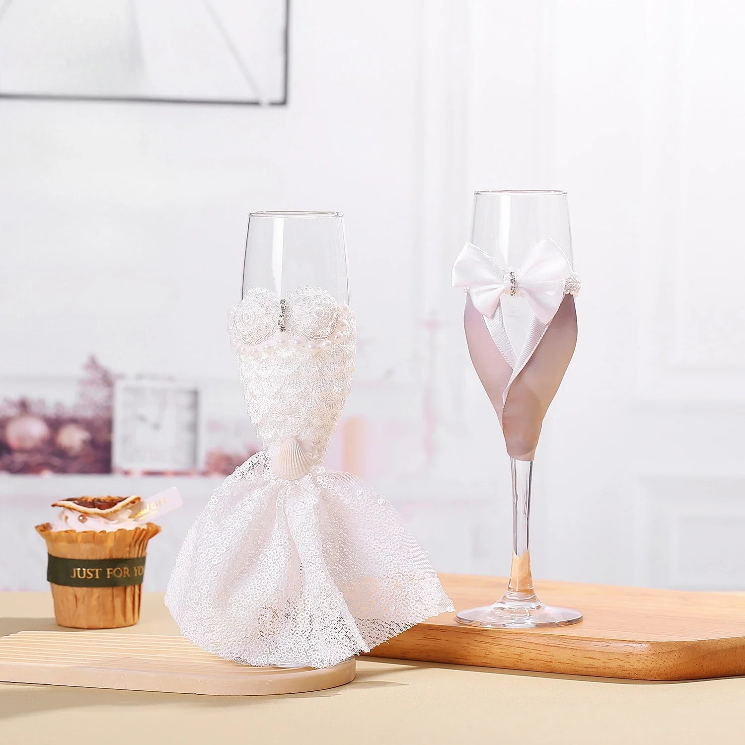 Romantic Bride Groom Love Toast Glass Cups for Couples Wedding Champagne Flute Set