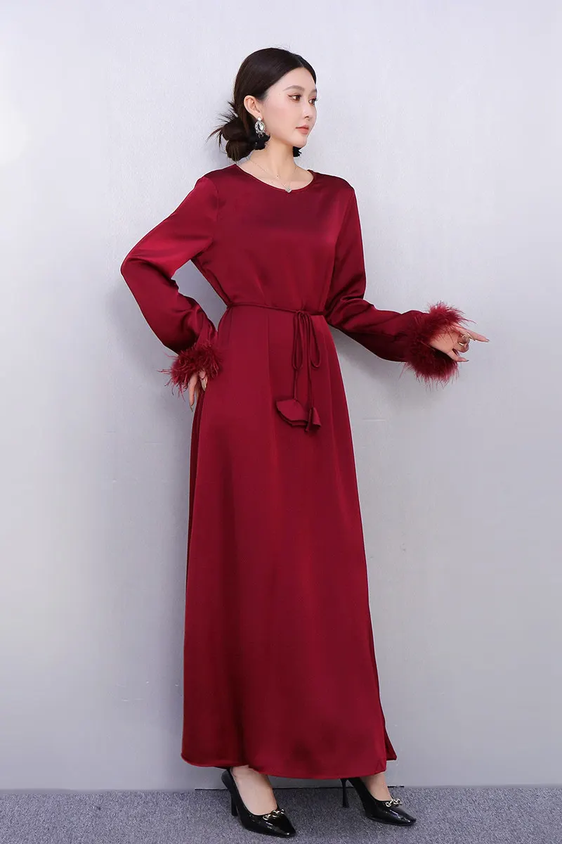 2025 Winter Elegante Lose Satin Feder Hülse Lange Kleider Frauen Casual Kleid Großhandel J2132