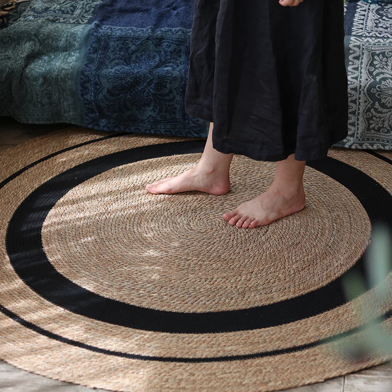 Vintage Grass Woven Round Mat Natural Cotton Rope Carpet for Coffee Table Japanese Bedroom Carpet Decorative Pad for Photo Prop