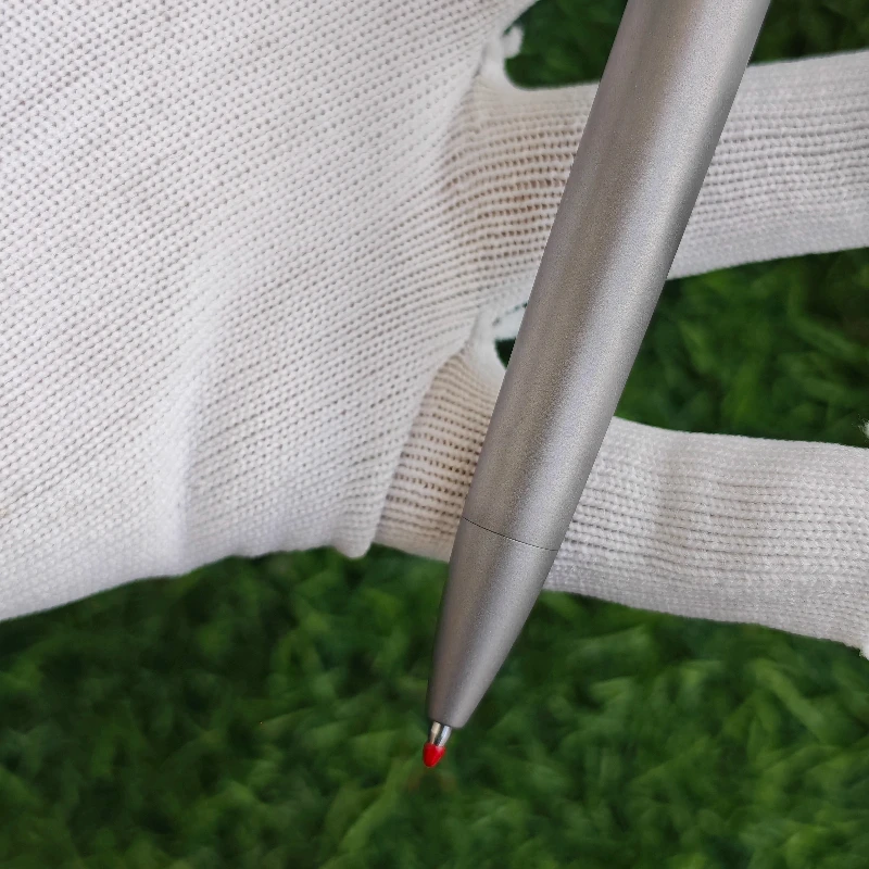 Nova caneta esferográfica com desconto escritório feito de metal liga de titânio prensado caneta esferográfica preta 0.5mm recarga pk layy 2000 aparência