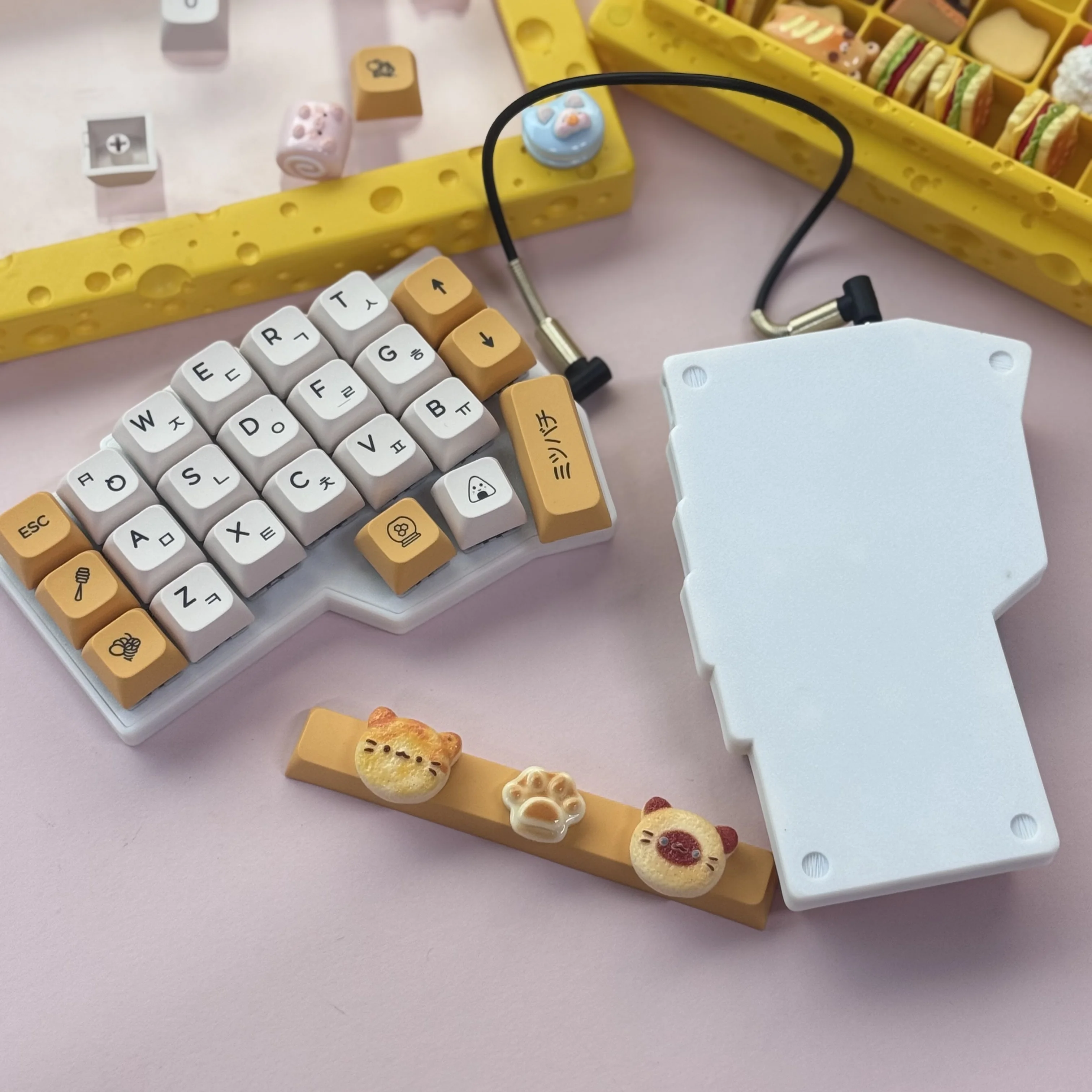 لوحة المفاتيح الكورية سبليت Corne V4.1 Hot Swap السلكية RGB QMK Vial Corne Crkbd القرن لوحة المفاتيح الروسية اسبانيا Keycap مجموعة لوحة مفاتيح الألعاب