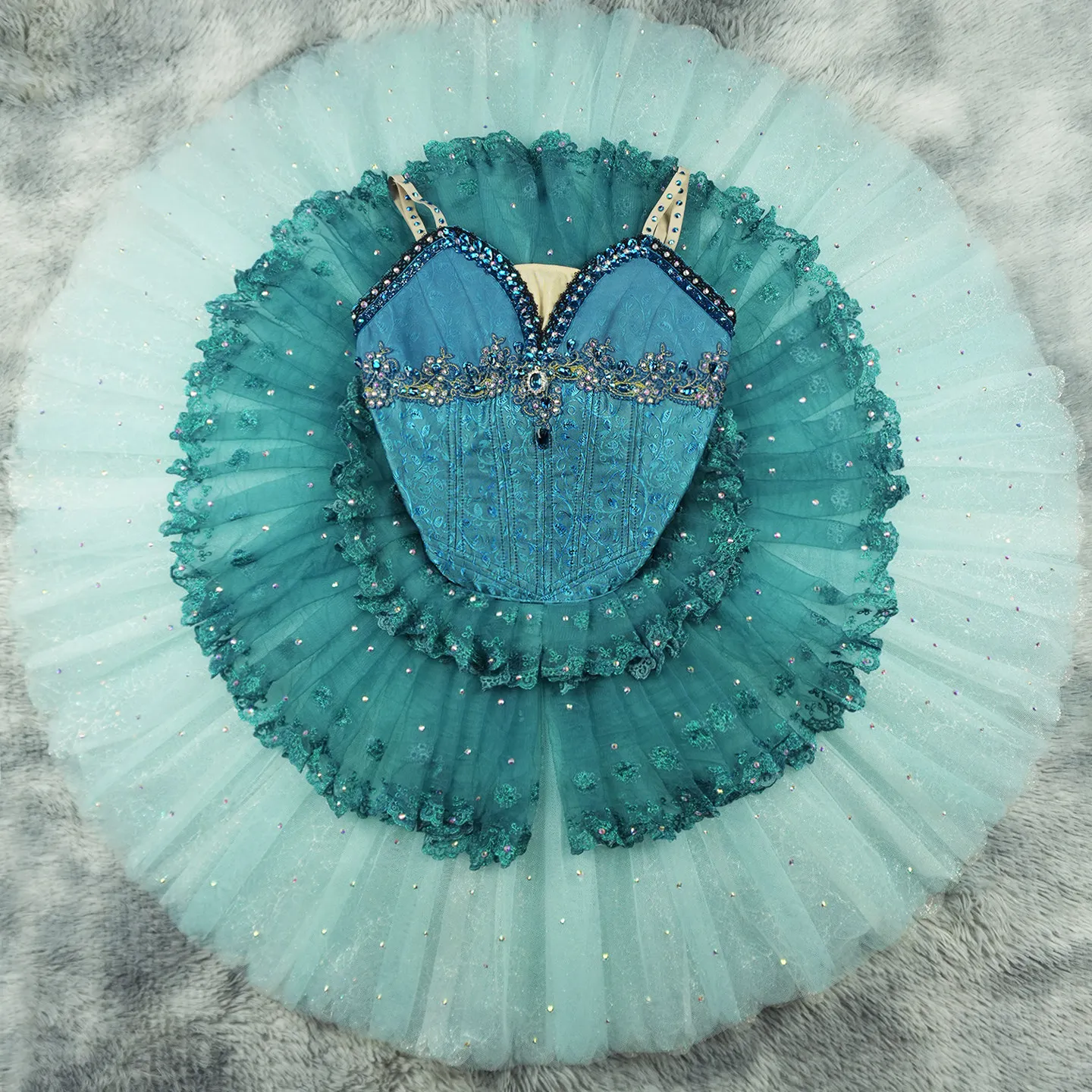 Professional High Quality Unique Design Handmade Girls Performance Green Ballet Tutu Woman