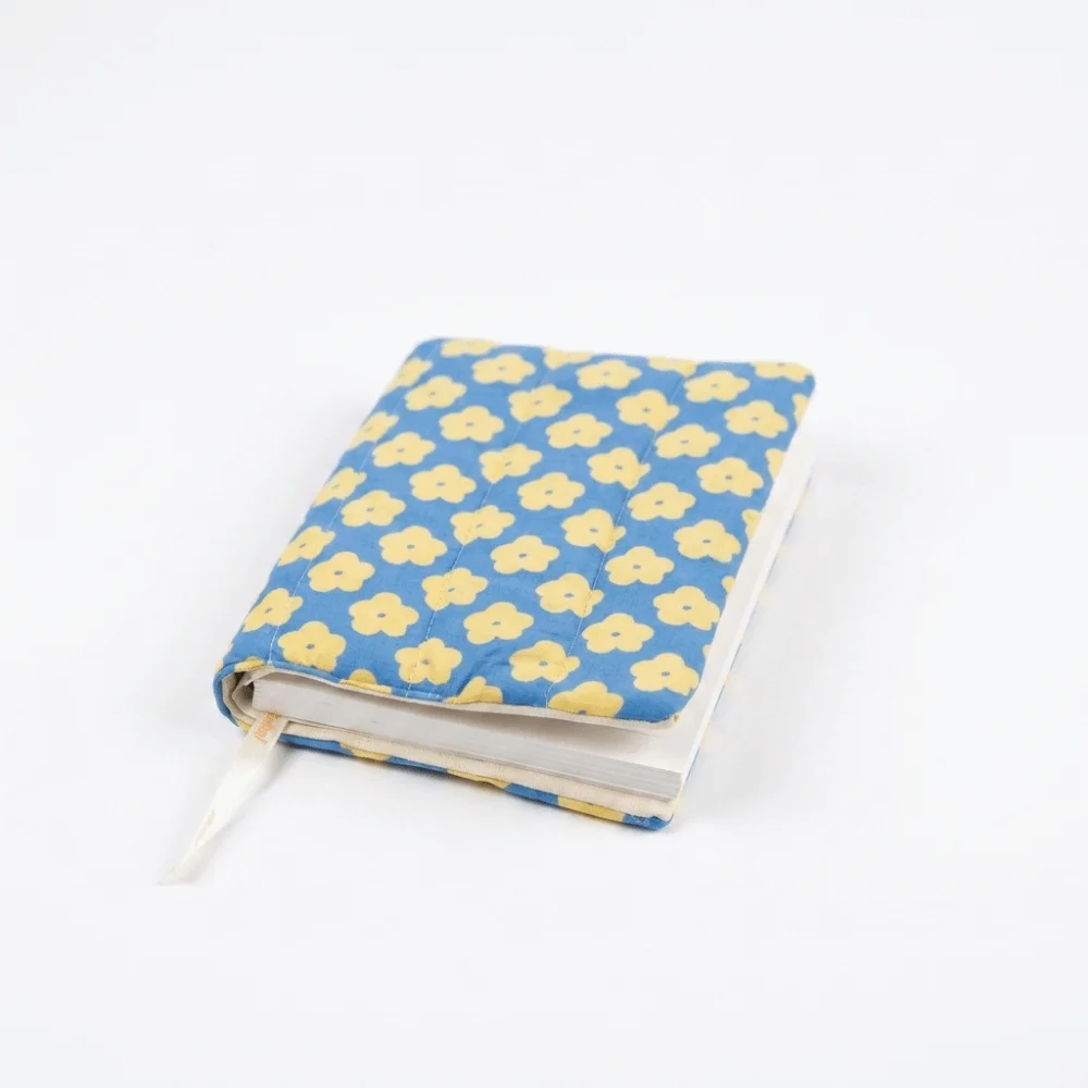 Dopamine Quilted Fabric Book Cover Soft Floral Pattern Journal Cover Reusable Minimalist Diary Book Cover Reading Study