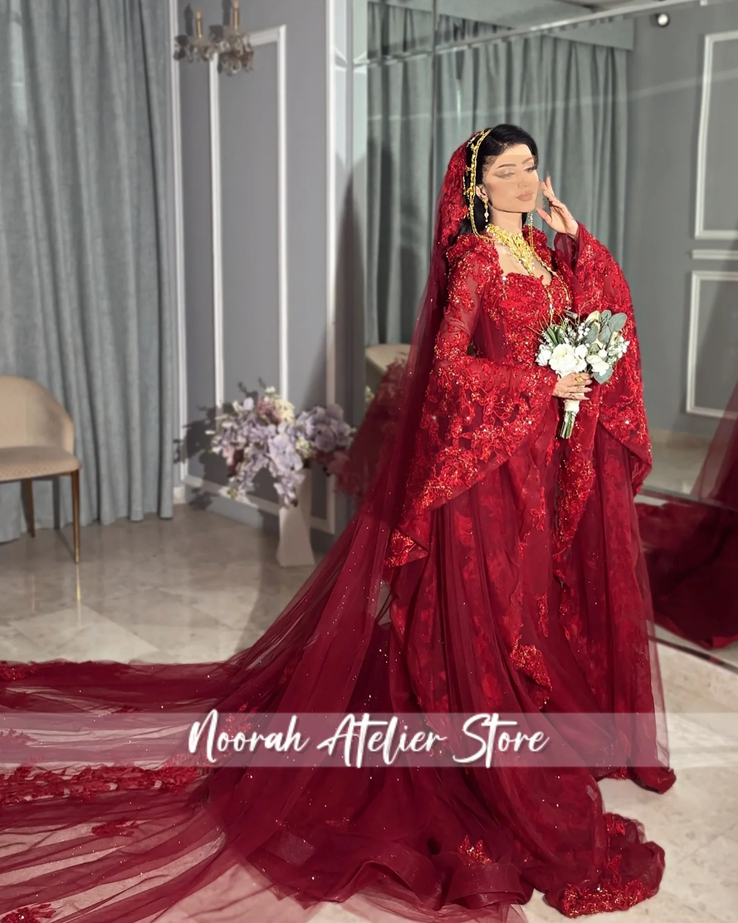 Red Appliques Long Sleeves Dubai Luxurious Women’s Wedding Dresses 2026 Train Vestido De Noiva Tulle robe de mariée Customized