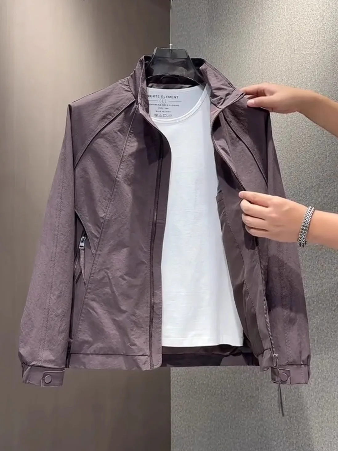 

Весенне-осенний модный простой тюжет с воротником-стойкой, мужской модный дизайн, повседневная верхняя рабочая одежда, свободная посадка на молнии