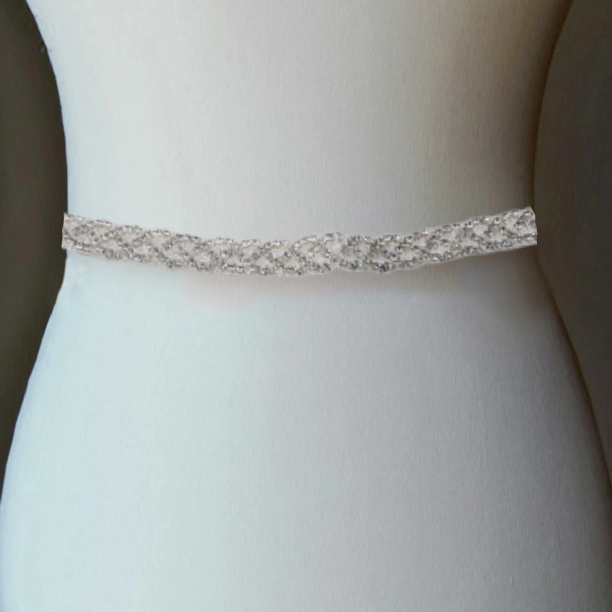 

Bridal Rhinestone Crystal Belt White Elegant Wedding Dress Decor for Bride Bridesmaid Party Evening Wear Shiny Accent